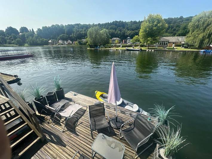 Maison de vacances pour 4 personnes, avec terrasse ainsi que vue et sauna, animaux acceptés à Yvoir