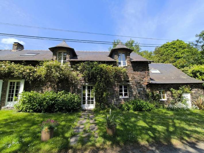 Location de vacances pour 3 personnes, avec terrasse et jardin à Marsac-sur-Don