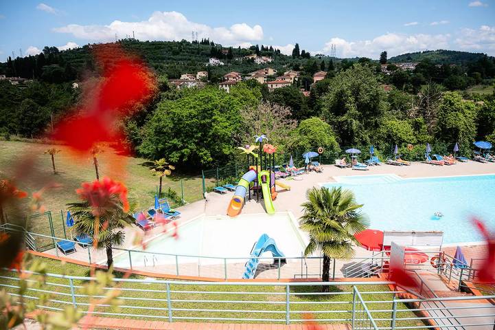 Camping für 6 Personen, mit Pool und Terrasse, mit Haustier in Chianti - 2