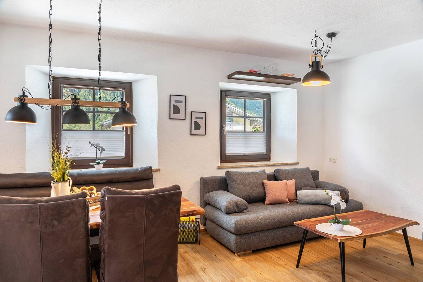 Appartement entier, Appartement "Celina" avec vue sur les montagnes, terrasse privée et Wi-Fi in Oetz, Oetztal