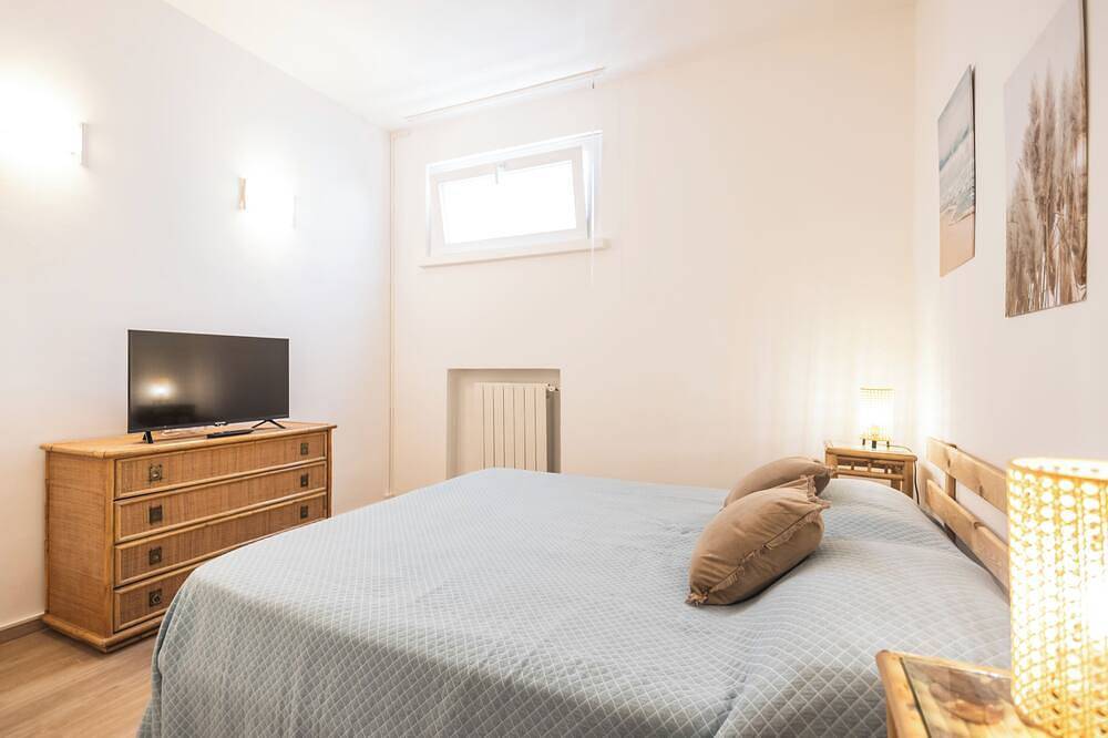 Entire apartment, Terrace with view of the harbor - 5 min to the beach in Misano Adriatico, Rimini Province