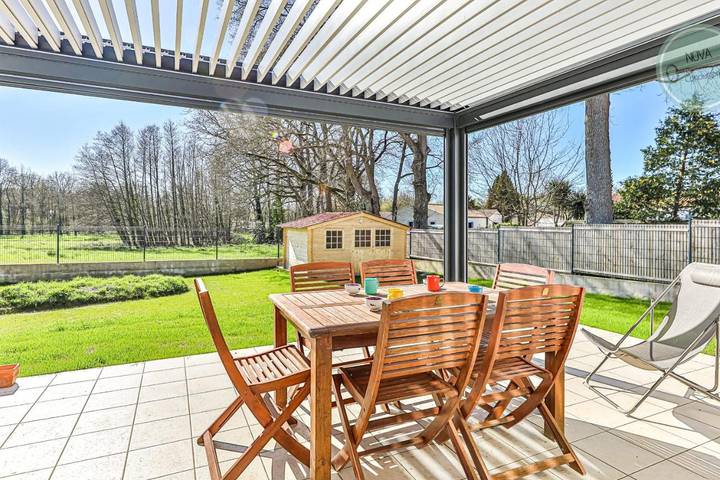 Location de vacances pour 5 personnes, avec jardin à Saint-Révérend