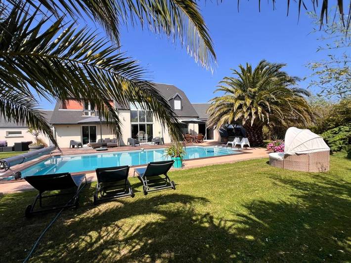 Villa pour 8 personnes, avec piscine et jardin