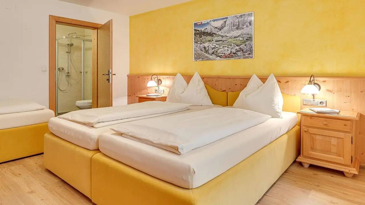 Ganze Ferienwohnung, Ferienwohnung für 2 Personen (33 m²) in Fügen in Tuxer Alpen, Fügen