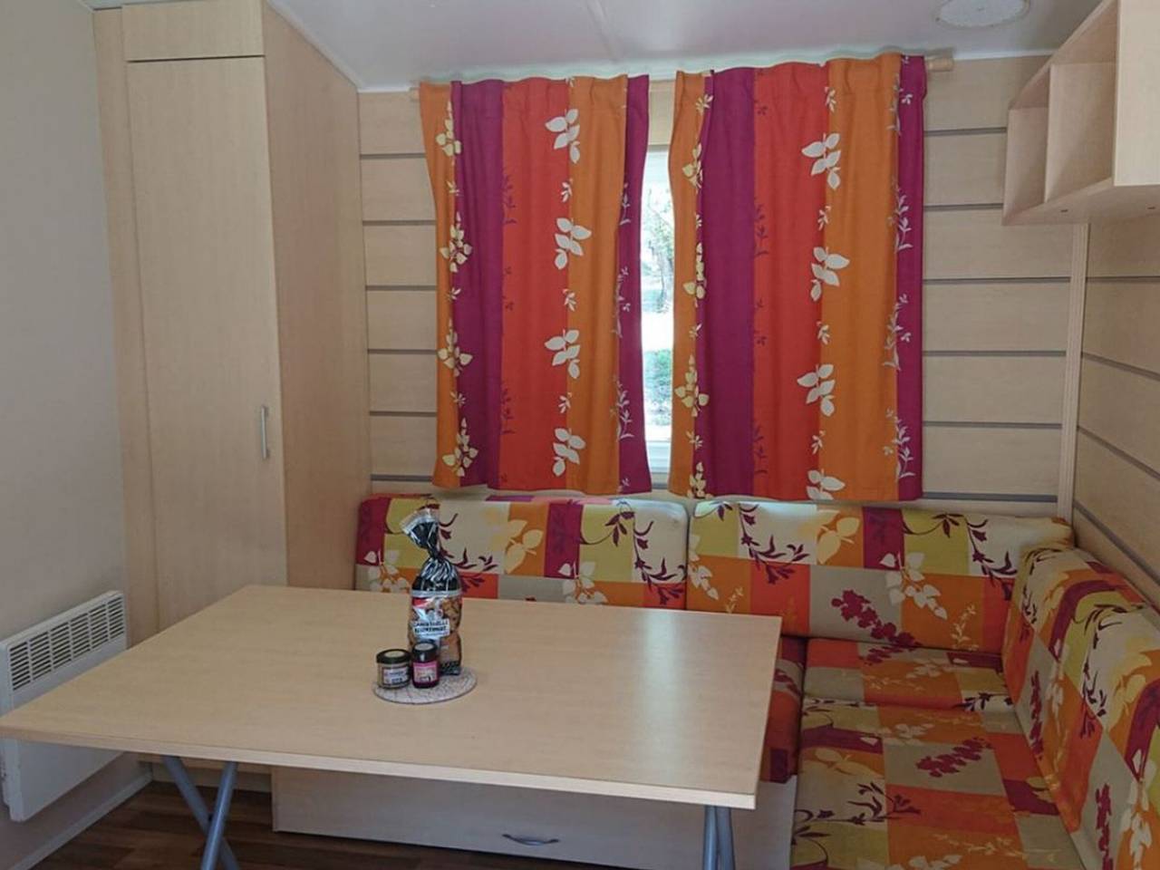 Mobil home 6 personnes avec terrasse à Vico in Vico, Région d'Ajaccio