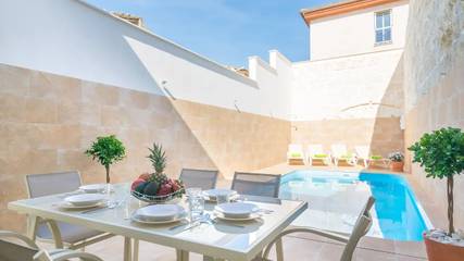 Villa in Sa Pobla, Mallorca Norden für 7 
