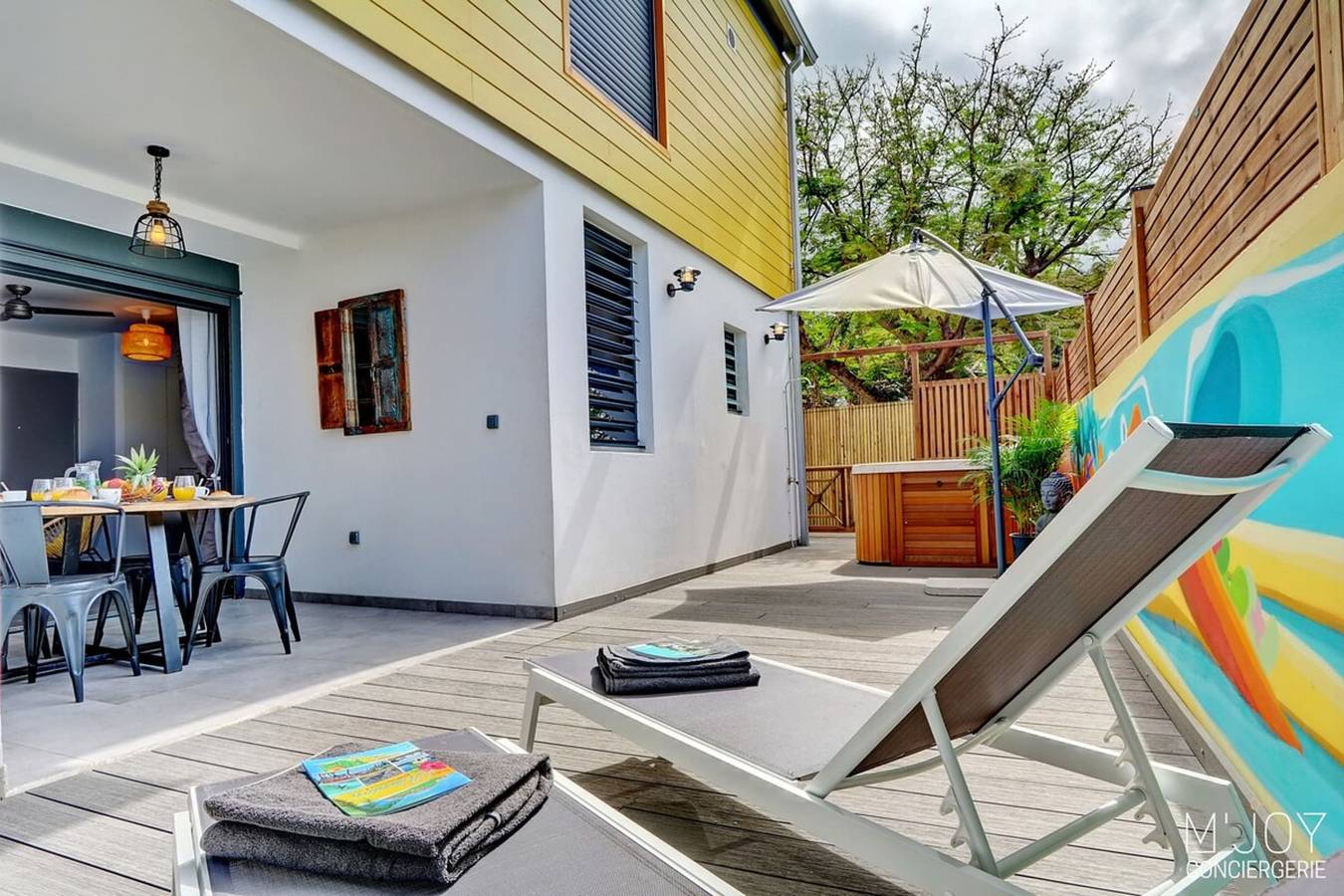 Appartement entier, Appart Dodo avec Jacuzzi à 150m du lagon in Saint-Leu, Île de la Réunion