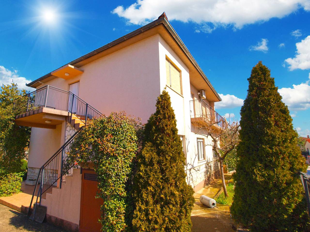 Entire apartment, Holiday apartment for 2 people with terrace in Pula-Medulin, Pula