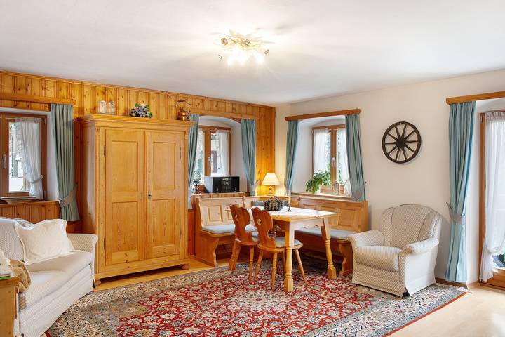 Ferienwohnung für 4 Personen, mit Balkon und Garten sowie Sauna in Farchant - 2