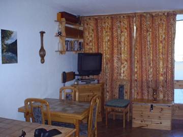 Gîte pour 4 personnes, avec balcon dans Le Sauze