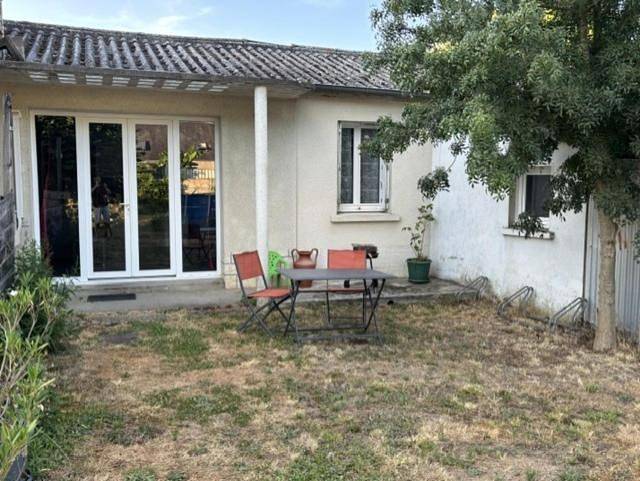 Location de vacances pour 4 personnes, avec Terrasse et Jardin dans Coteaux sur Loire