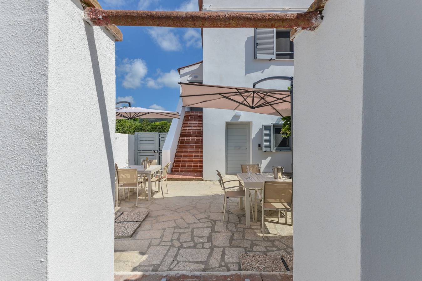 Ganze Wohnung, Ferienwohnung 'Casina Napoleonica Con Vista' mit privatem Garten, Wlan und Klimaanlage in Tortuga Beach Club, Capoliveri