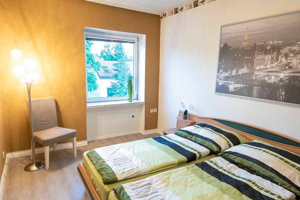 Ganze Wohnung, Appartement mit Garten - Casa Lauda in Bad Vöslau in Bad Vöslau, Wienerwald