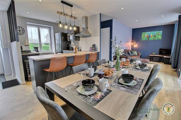 Gîte pour 6 personnes, avec jardin et terrasse à Plestan