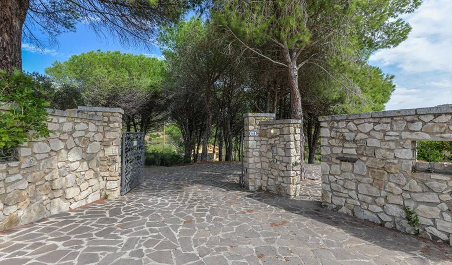 Villa 'Colombaia' avec jardin privé et Wi-Fi in La Pila, Ile d'Elbe