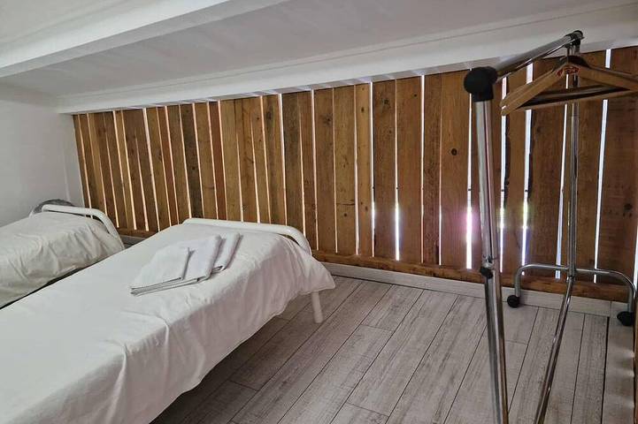 Appartement entier, Nice-Spa-Vue mer-Jardin-8 Personnes in Nice, Côte méditerranéenne (France)