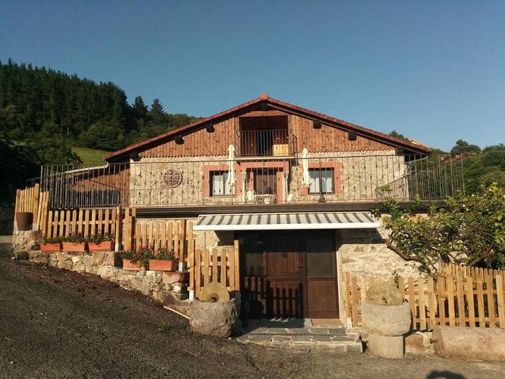 Gîte pour 6 personnes, avec jardin et vue à Gautegiz Arteaga