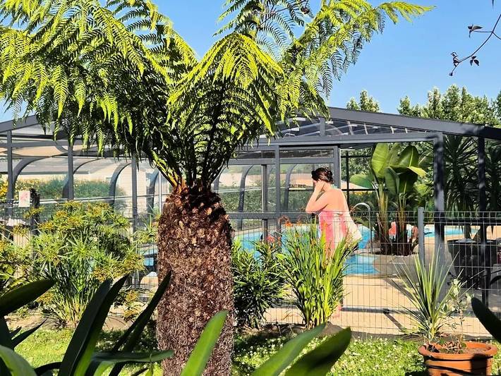 Camping pour 4 personnes, avec piscine et terrasse, animaux acceptés en Cotes-d'Armor