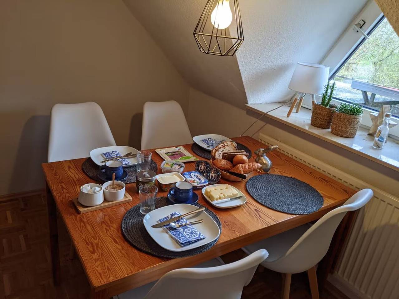 Ganze Wohnung, Ferienwohnung 'Boven' am Timmeler Meer mit Balkon und Wlan in Großefehn, Landkreis Aurich