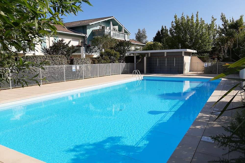 Entire apartment, Nice app. T2 4/5 pers 3 lits - av terrasse- piscine -proche océan -8Km d'Hossegor in Saint-Vincent-de-Tyrosse, Côte d’Argent