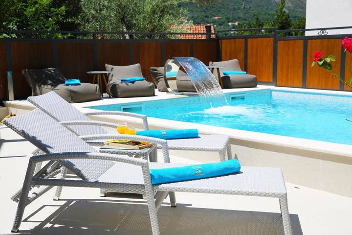 Hôtel pour 2 personnes, avec vue et piscine ainsi que sauna et jardin