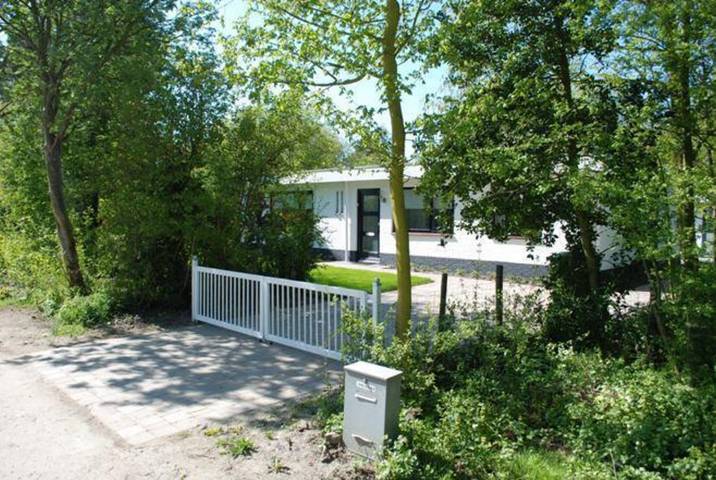 Ferienhaus für 6 Personen, mit Terrasse und Balkon/Terrasse in Oostkapelle - 2