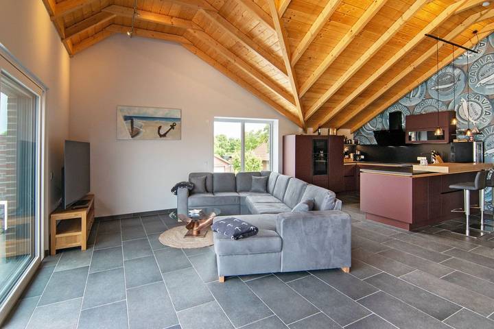 Ferienhaus für 6 Personen, mit Balkon und Whirlpool sowie Terrasse und Garten in Norden-Norddeich