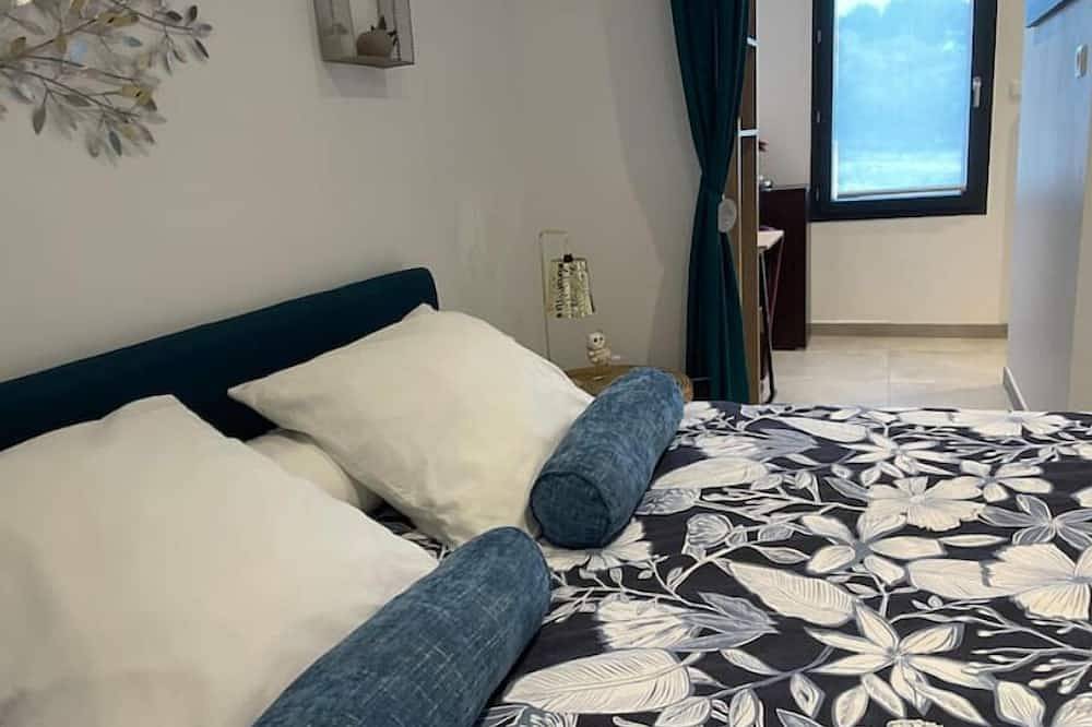 Confortable logement sur les hauteurs de Pézenas in Pézenas, Côte méditerranéenne (France)