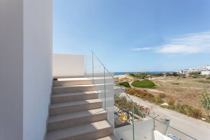 Maison de vacances pour 10 personnes, avec Balcon ainsi que Terrasse et Jardin à Torre San Giovanni