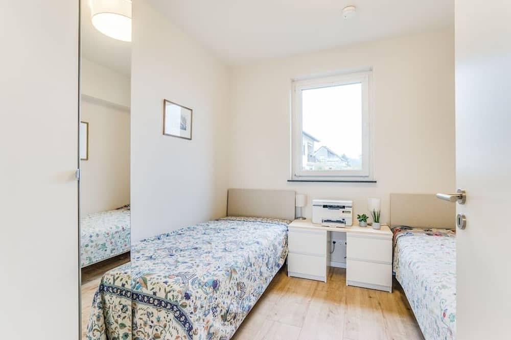 Ganze Wohnung, Fewo Pellenzblick Eg 92 m² in Nickenich, Osteifel
