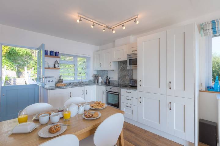 Entire apartment, Tremorna Vista in Carbis Bay, Cornwall