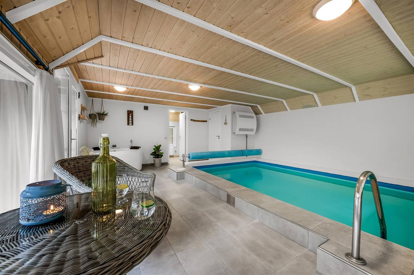 Nice home in Blåvand w/ Indoor swimming pool, Sauna and Wifi in Blavand, Varde