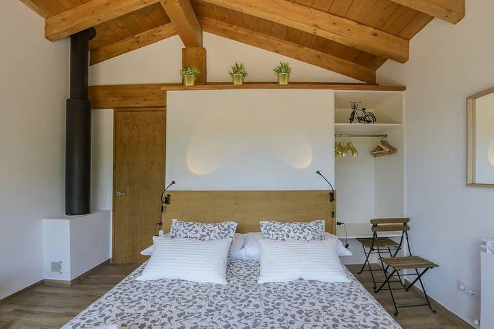 Gîte pour 5 personnes, avec balcon ainsi que jacuzzi et jardin à Olot - 3