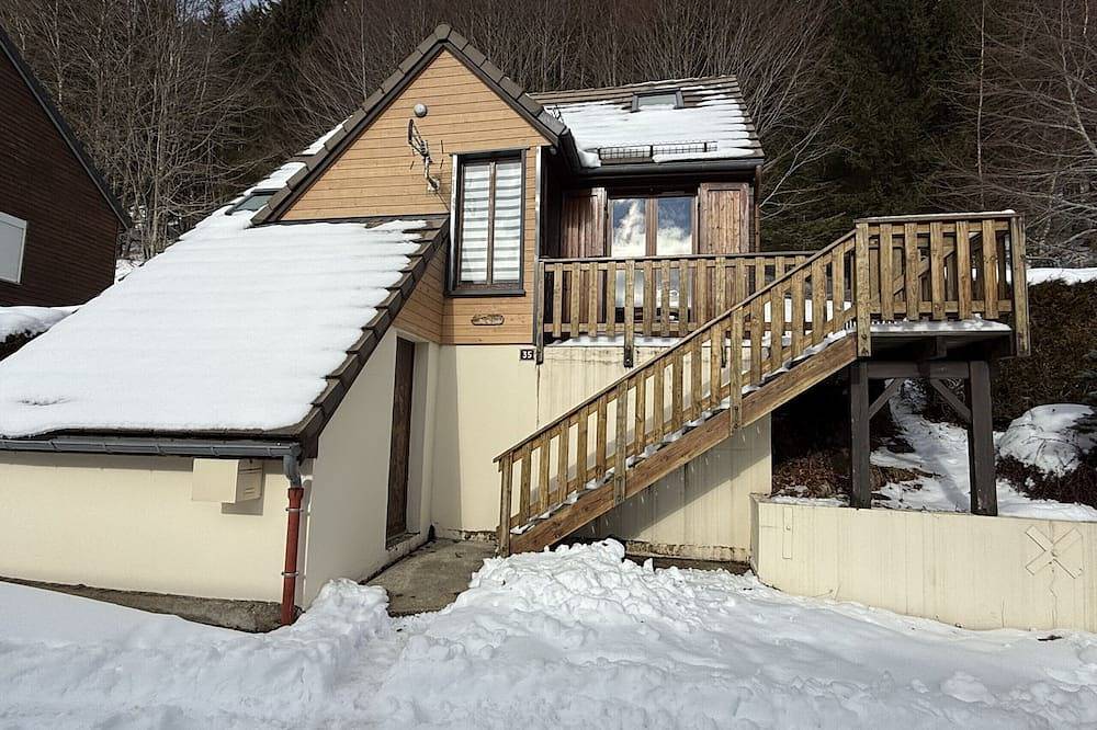 Chalet du mouflon au bec de l'aigle in Le Lioran, Laveissière