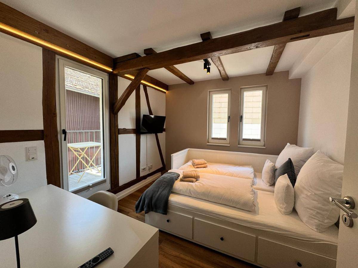 Ganze Wohnung, Ferienwohnung Hofgut Marburg Apartment 5 in Wehrda, Marburg