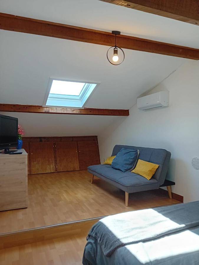 Gîte pour 3 personnes, avec jardin et piscine à Nissan-lez-Enserune - 3