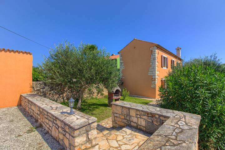 Villa für 8 Personen mit Terrasse in Sisan, Südküste Istrien