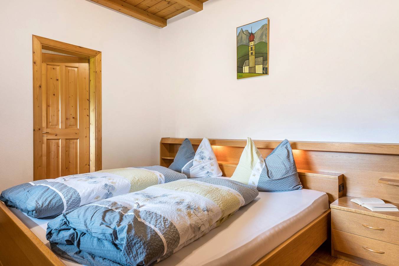 Entire apartment, Apartment 'Ferienwohnung Tisens' with Mountain View in Kastelruth, Dolomiti Superski