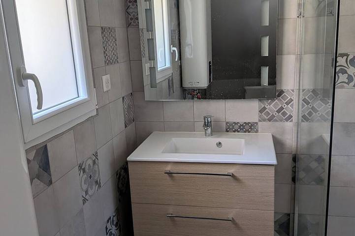 Gîte pour 4 personnes, avec jardin à Valergues - 4