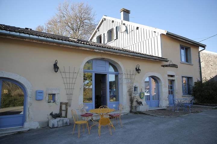 Gîte pour 4 personnes, avec jardin ainsi que vue et terrasse à Saint-Pierre (Jura)