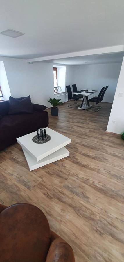 Ferienwohnung für 5 Personen, mit Terrasse und Garten sowie Sauna und Ausblick in Küssaberg - 3