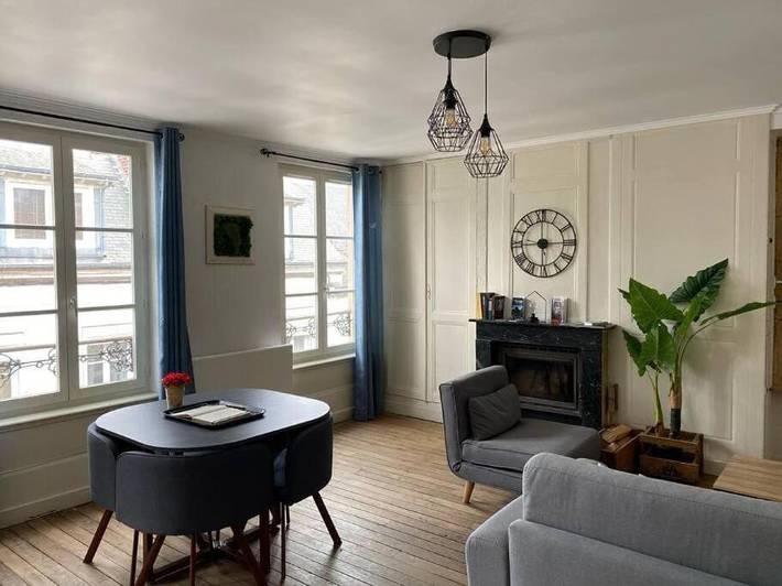 Gîte pour 4 personnes dans Place Ducale Charleville Mezieres