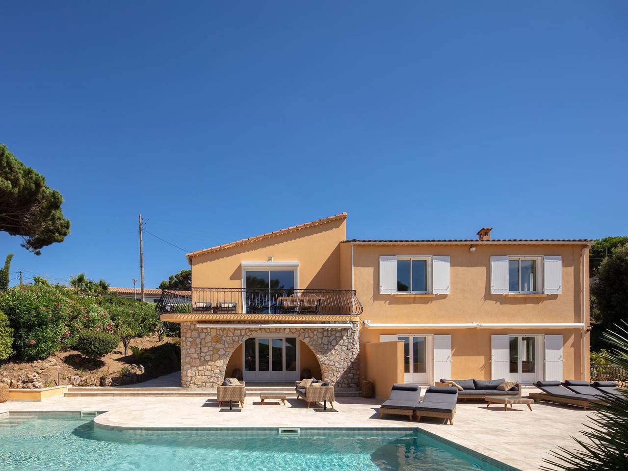 Villa bij de golfbaan en het strand in La Nartelle, Sainte-Maxime