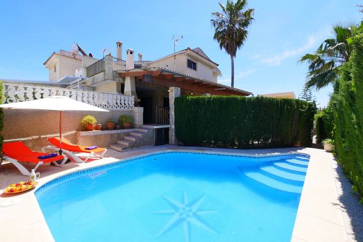Ferienhaus für 6 Personen, mit Balkon und Garten in Playa de Muro - 2