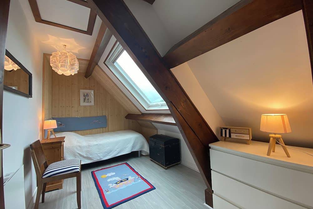 Comfortable family home. 6-8 people with exceptional sea view. in Quinéville, Cherbourg en omgeving