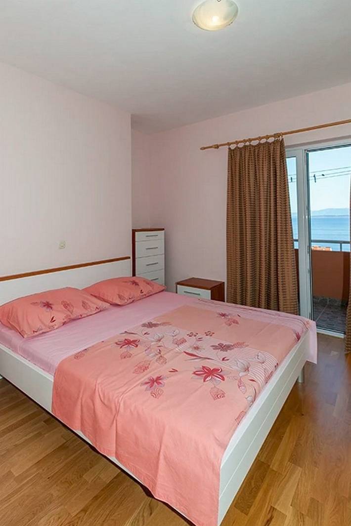 Apartament wakacyjny dla 4 osób, z Balkon/ taras w Igrane