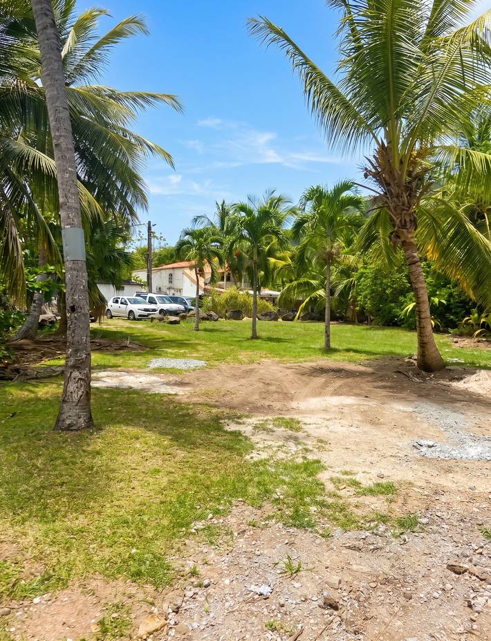 Entire apartment, Apartment with Garden Views in Les Trois-Îlets in Les Trois-Îlets, Martinique