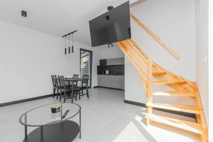 Apartament wakacyjny dla 3 osób, z ogród i taras w Sztutowo