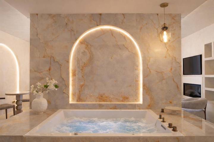 Hôtel pour 2 personnes, avec piscine et sauna ainsi que vue et jardin