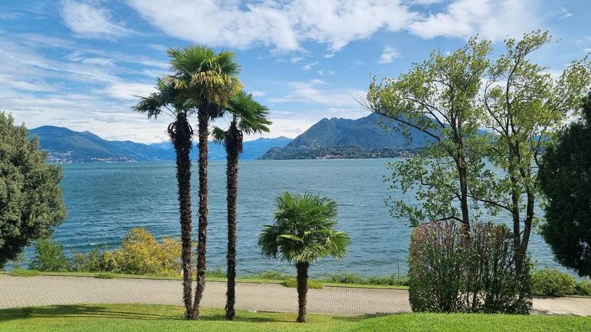 Ferienwohnung für 2 Personen, mit Pool und Garten sowie Ausblick in Comune di Stresa - 2